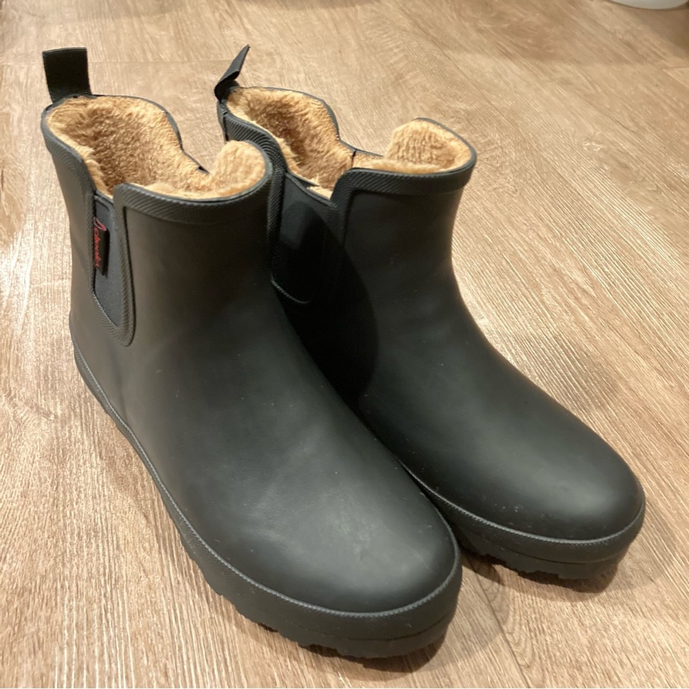 chooka Premium Plush Chelsea Rain Boots SZ 8